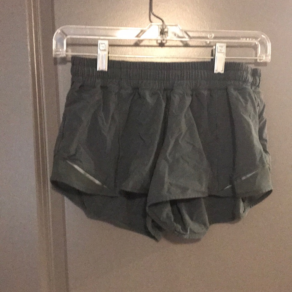 Lululemon hotty hot shorts